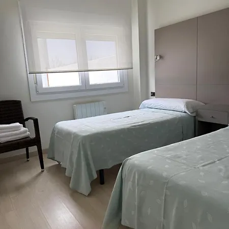 Angelito Playa America Atico Nigrán